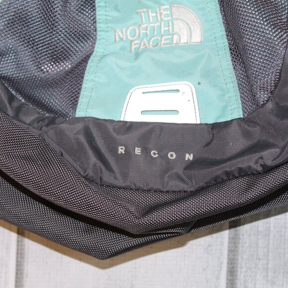 The North Face Women’s Recon Backpack - Picture 2 of 9